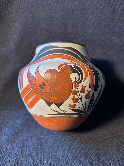 Wanda Aragon  Dzinats'ituwits'a  Acoma pottery