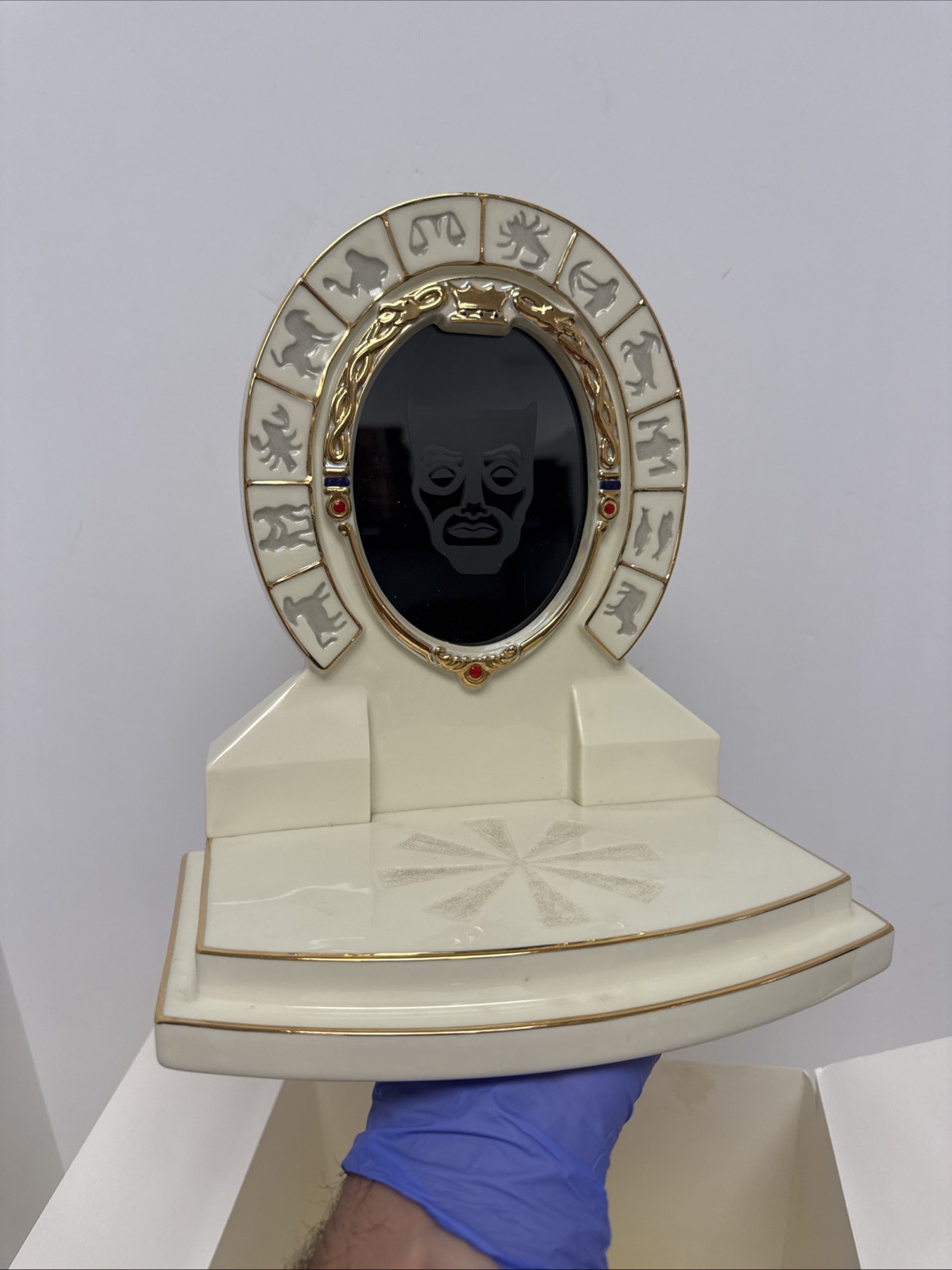 Lenox Classics Disney Showcase Collection The Wicked Queen's Mirror figurine