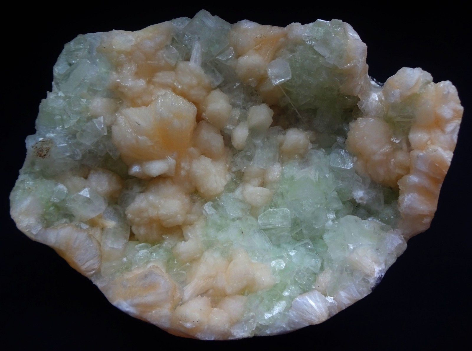 LIGHT GREEN APOPHYLLITE CUBES W/ STILBITE BOWS & SCOLESITE MINERALS SPECIMENS