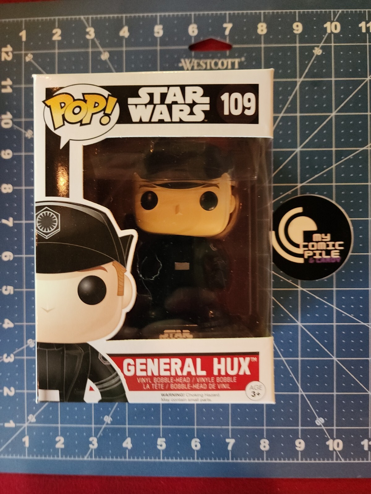 💥Funko Pop Star Wars: General Hux #109 with Protector