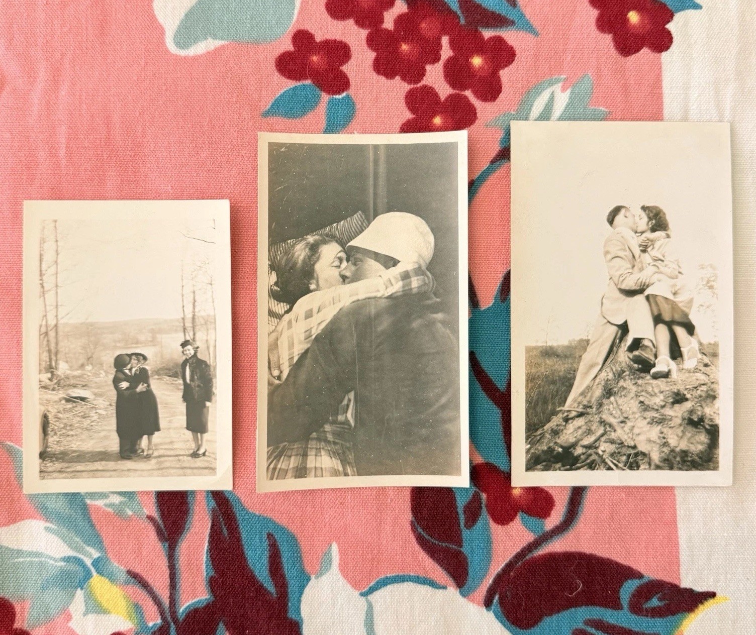 Vintage Photo Lot 3 Couples Kissing Kiss Romance Affection 1940s 1930s 1920s