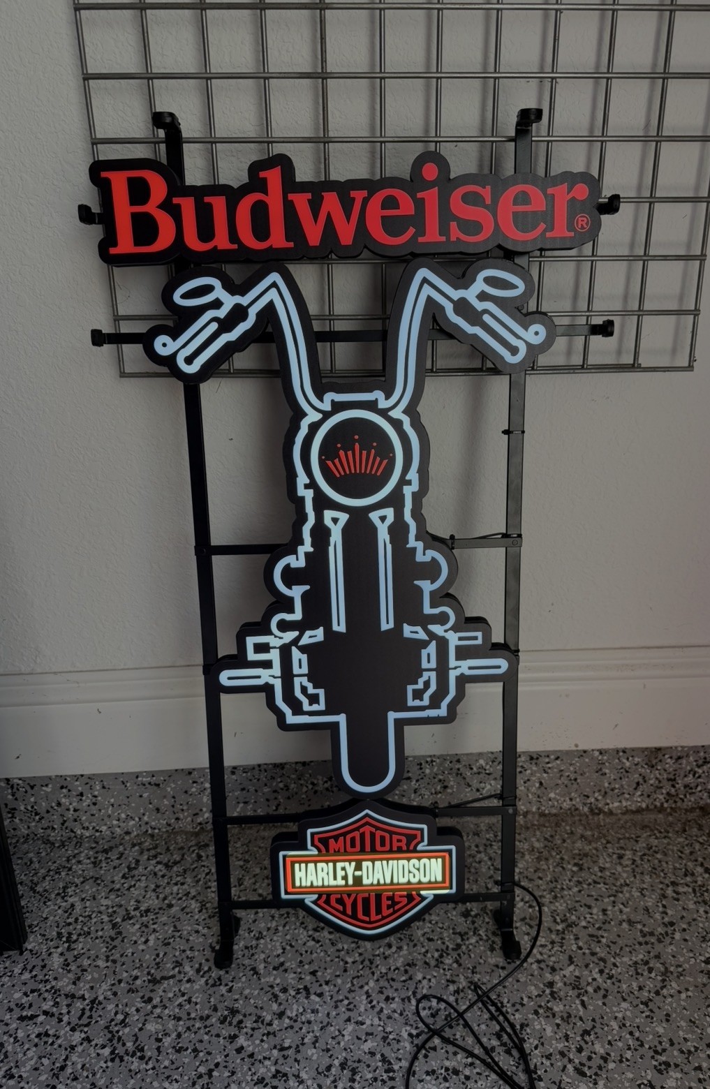 BUDWEISER HARLEY DAVIDSON MOTORCYCLE BAR SIGN NIB. RARE, SHIP SAME DAY.