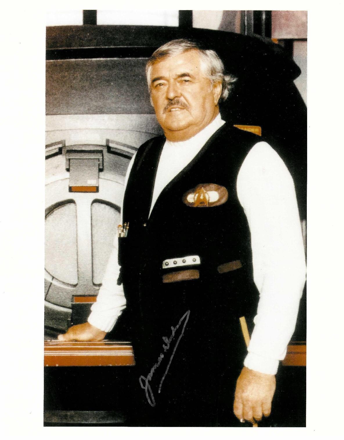 Star Trek actor James Doohan autographed 8x10'' photo
