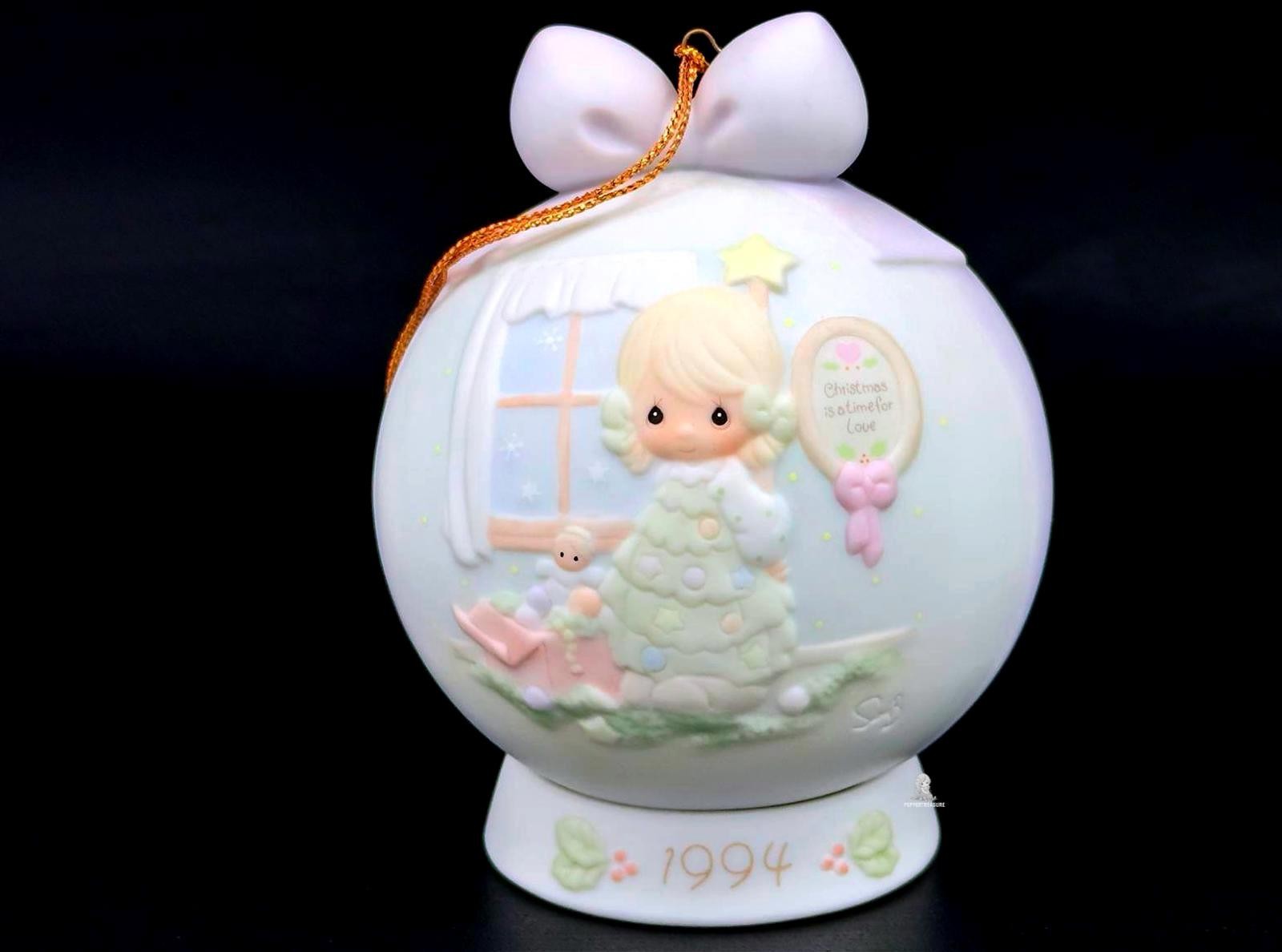1994 Precious Moments Christmas Ornament Collectible