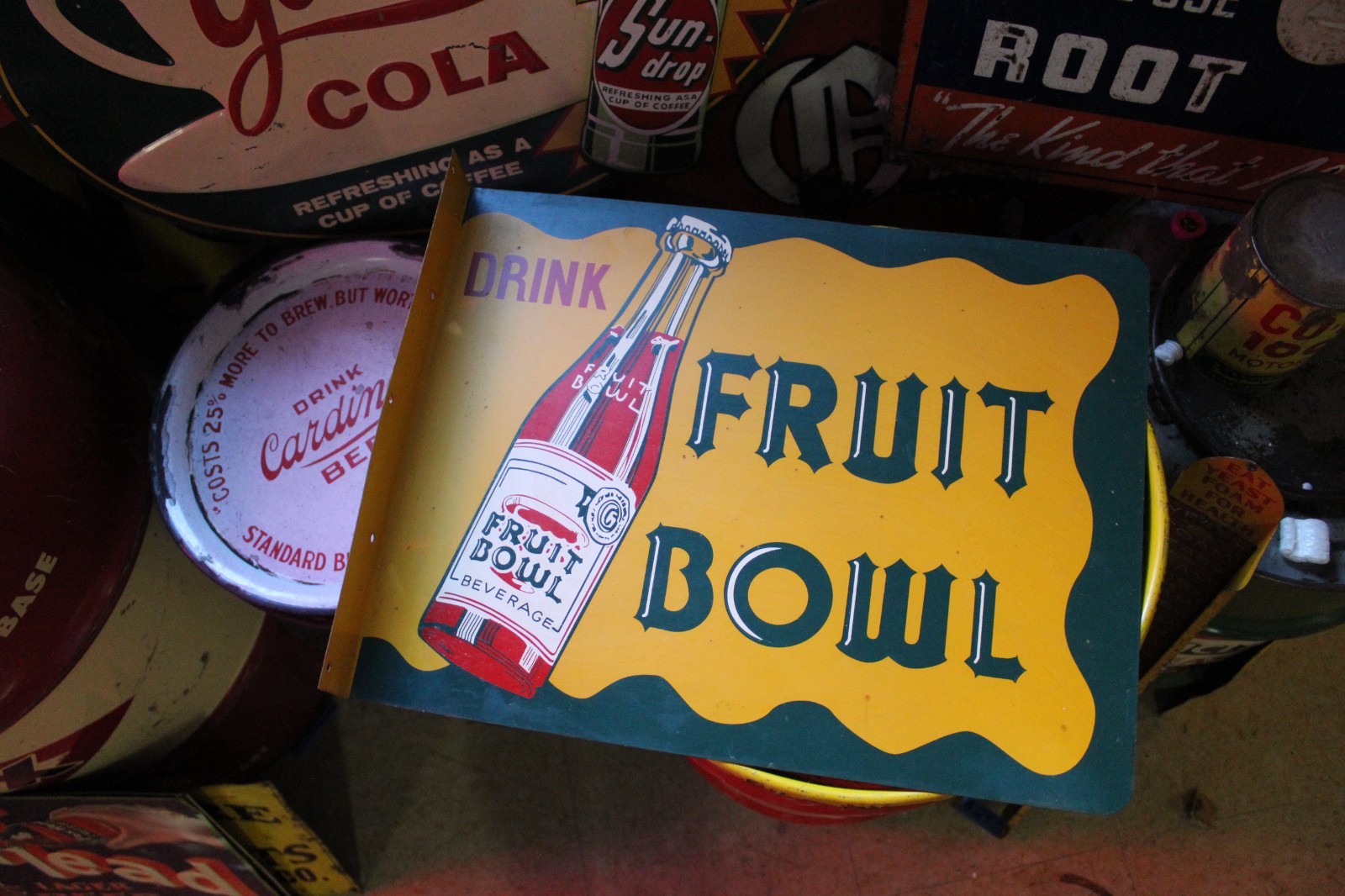 RARE 1950s DRINK FRUIT BOWL PAINTED METAL 2-SIDED FLANGE SIGN SODA POP GAS