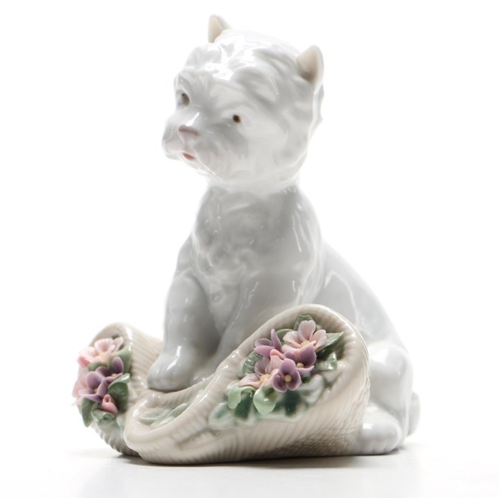 Lladro 01008207 Playful Character Porcelain Figurine | Hand Made in Spain (New)
