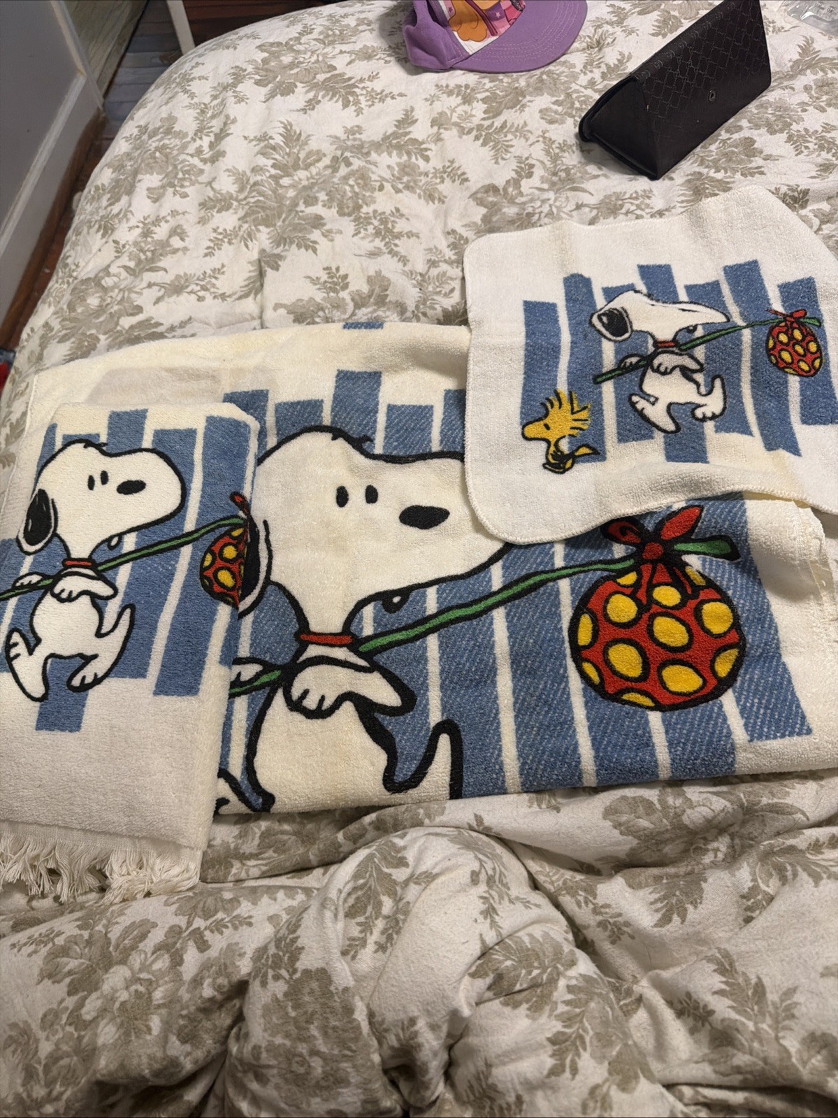 VTG 1970s Towel Set featuring Snoopy Woodstock Washcloth Hand Towel Body Towel VTG 1970s Towel Set featuring Snoopy Woodstock Washcloth Hand Towel Body Towel