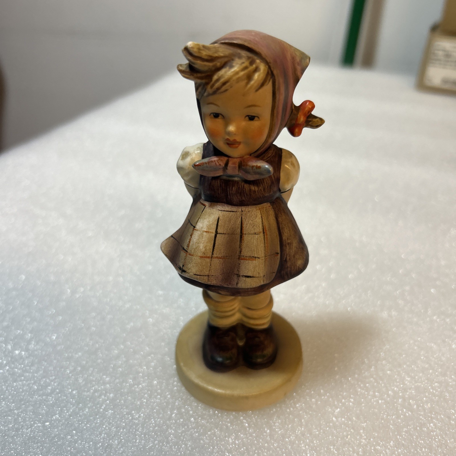 Vintage Goebel  Hummel #258 \