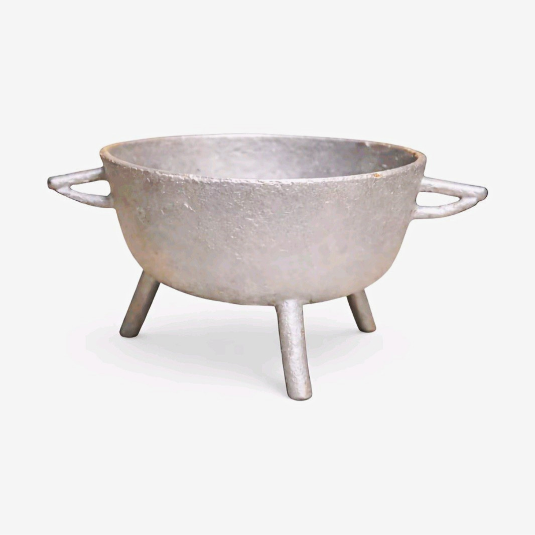 Ti Chodyè 3 Pye Aluminum Bowl with Side Handles and 3 Legs