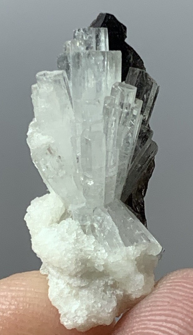 11ct Beautiful Natural color Aquamarine with Smoky Qaurtz from skardu Pakistan