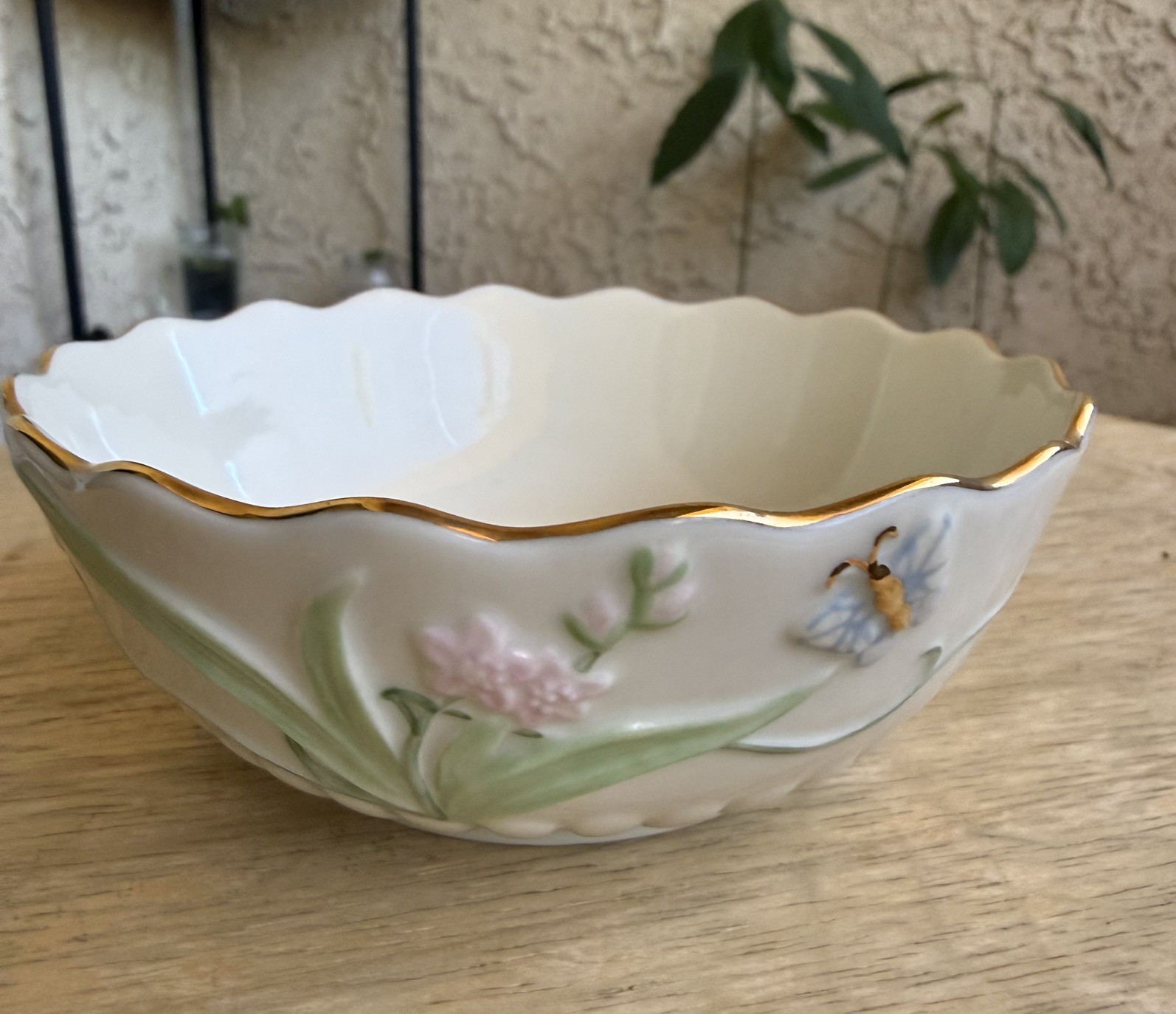 LENOX THE CHINA BUTTERFLY TRINKET BOWL handcrafted, 24k gold accent ivory china 