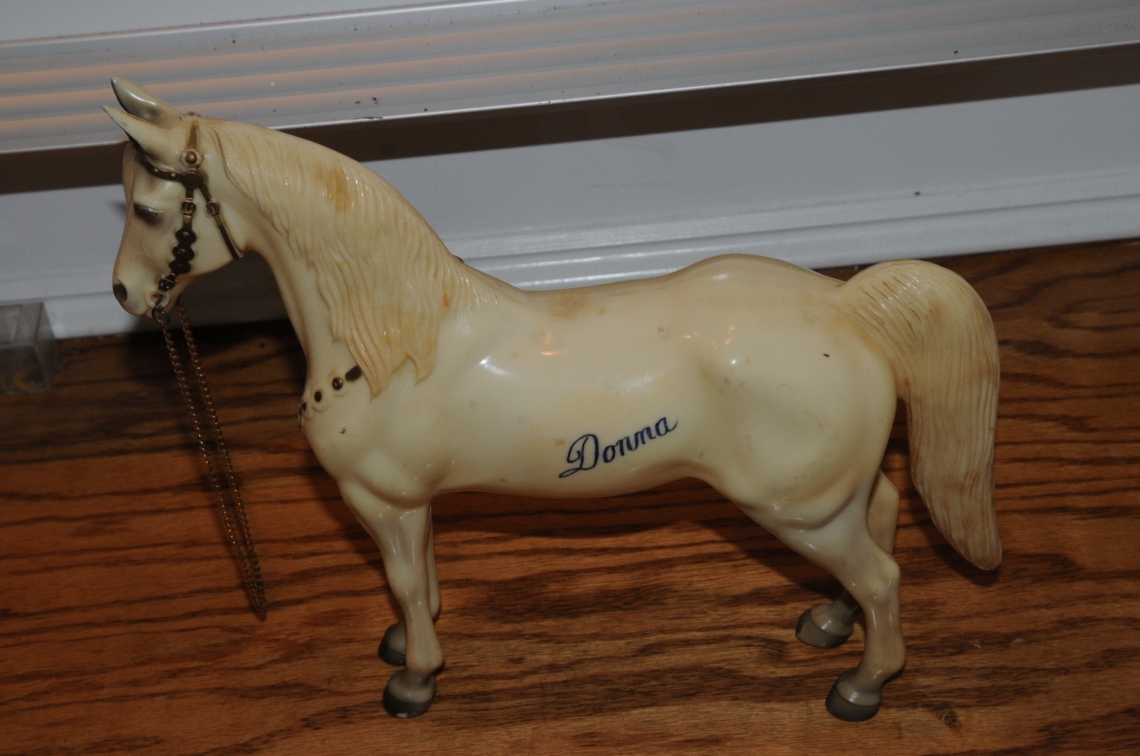 Vintage 1960’s Breyer Traditional Western Palomino Horse With Chain Marked Donna