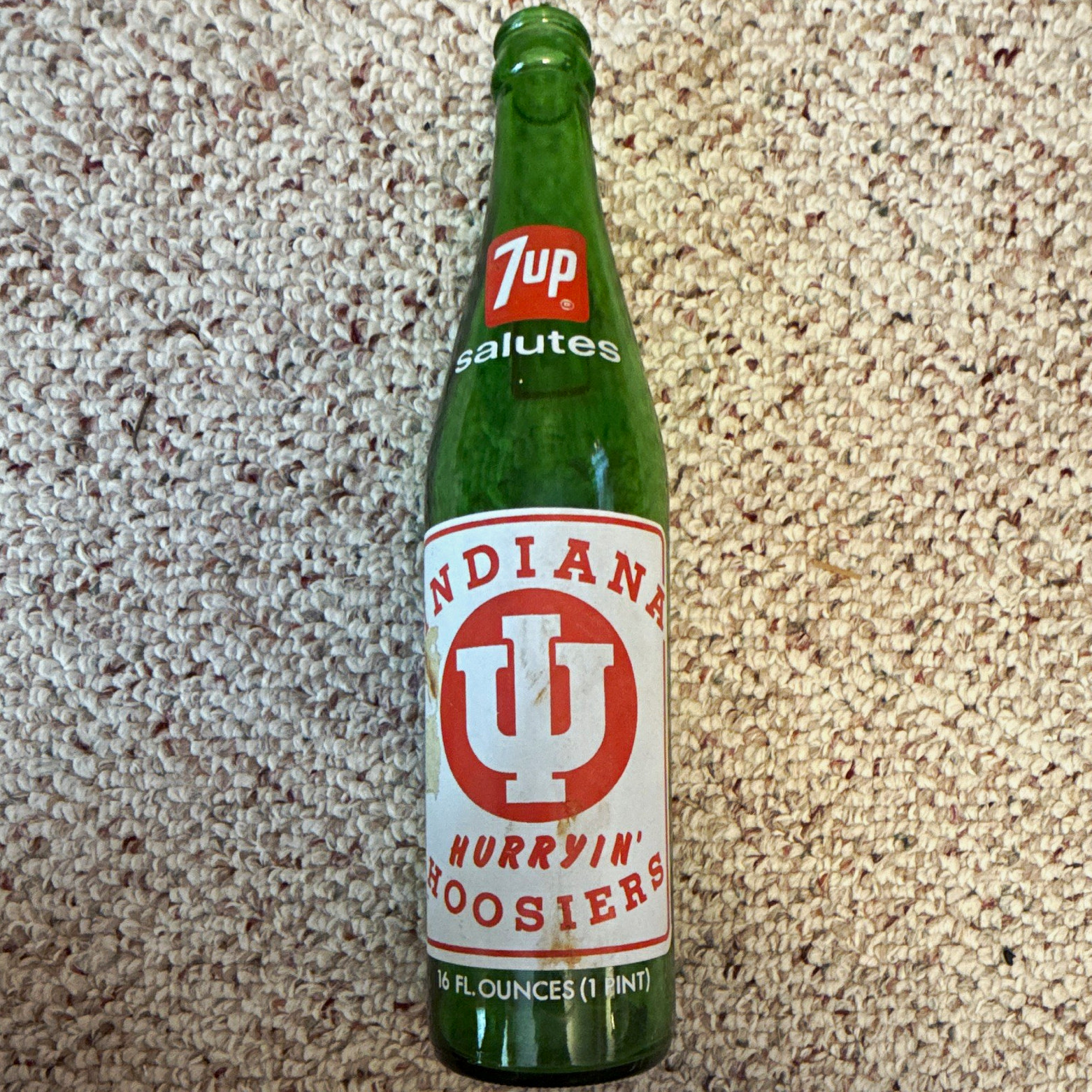 Vintage 1970s 7UP Indiana Hurryin’ Hoosiers IU 16 oz Commemorative Bottle used