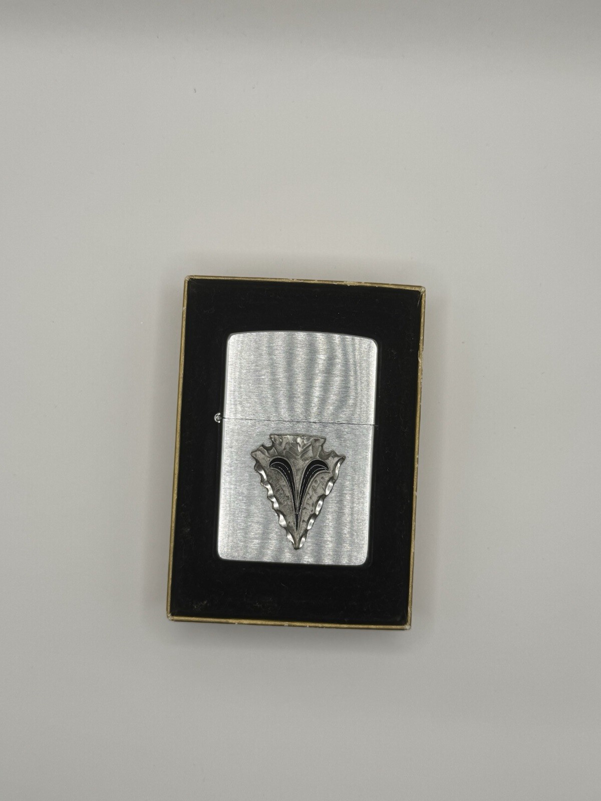 2002 Arrowhead Brushed Chrome Zippo Lighter New In Box Unfired Sealed