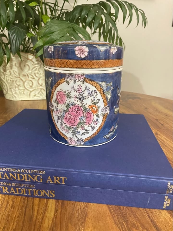 Vintage Blue & Pink Floral Porcelain Ginger Jar with Lid – Chinoiserie Decor