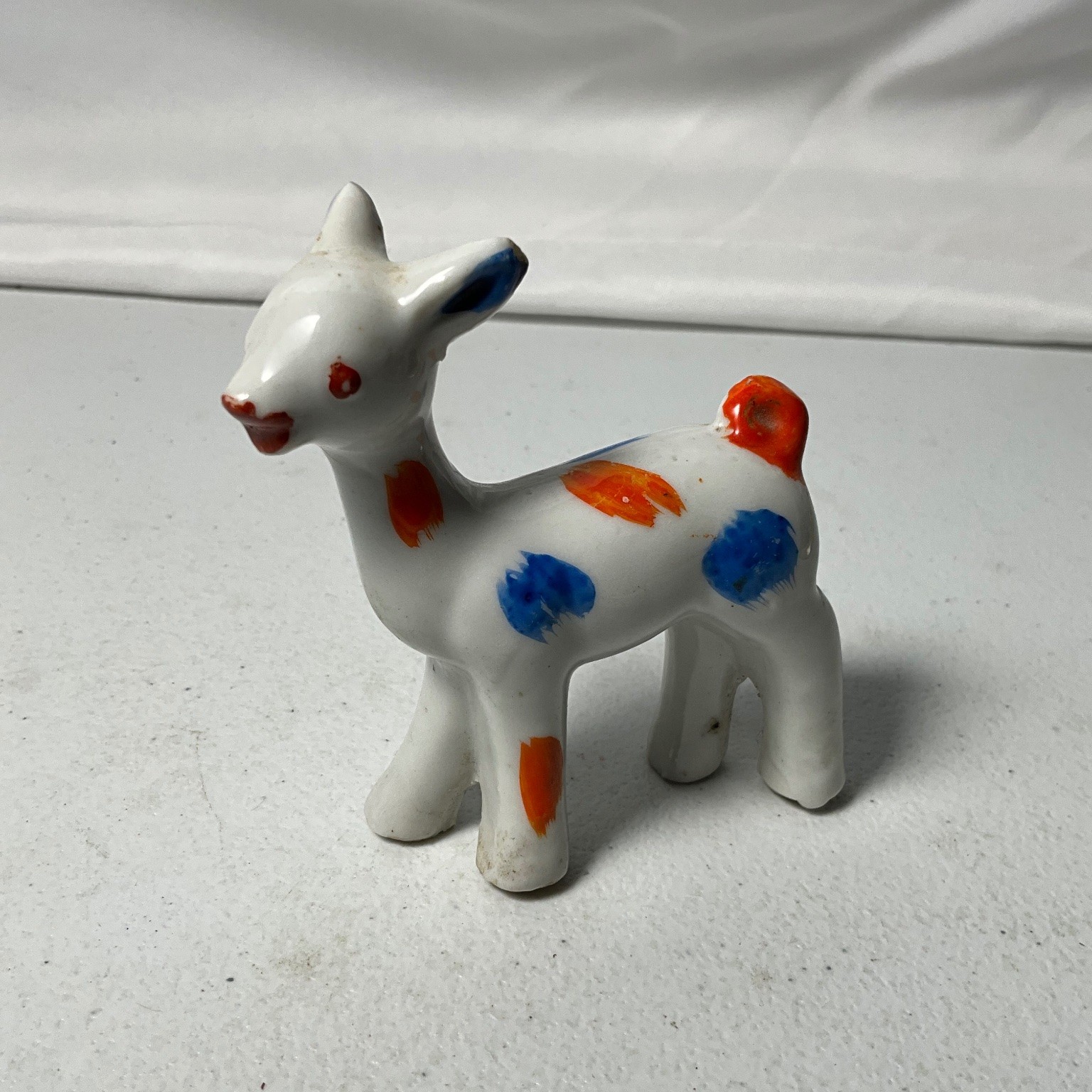 Vintage Ceramic Porcelain Deer Fawn Figurine Hand Painted Polka Dot Japan Vintage Ceramic Porcelain Deer Fawn Figurine Hand Painted Polka Dot Japan