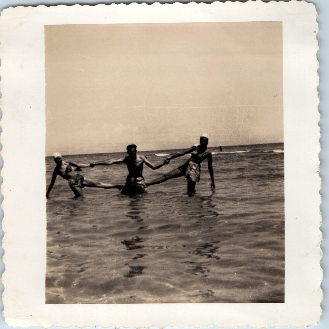 ID\'d 1948 Miami Beach FL Snapshot Photo Cody Johnston Flamingo Club Ocean Swim