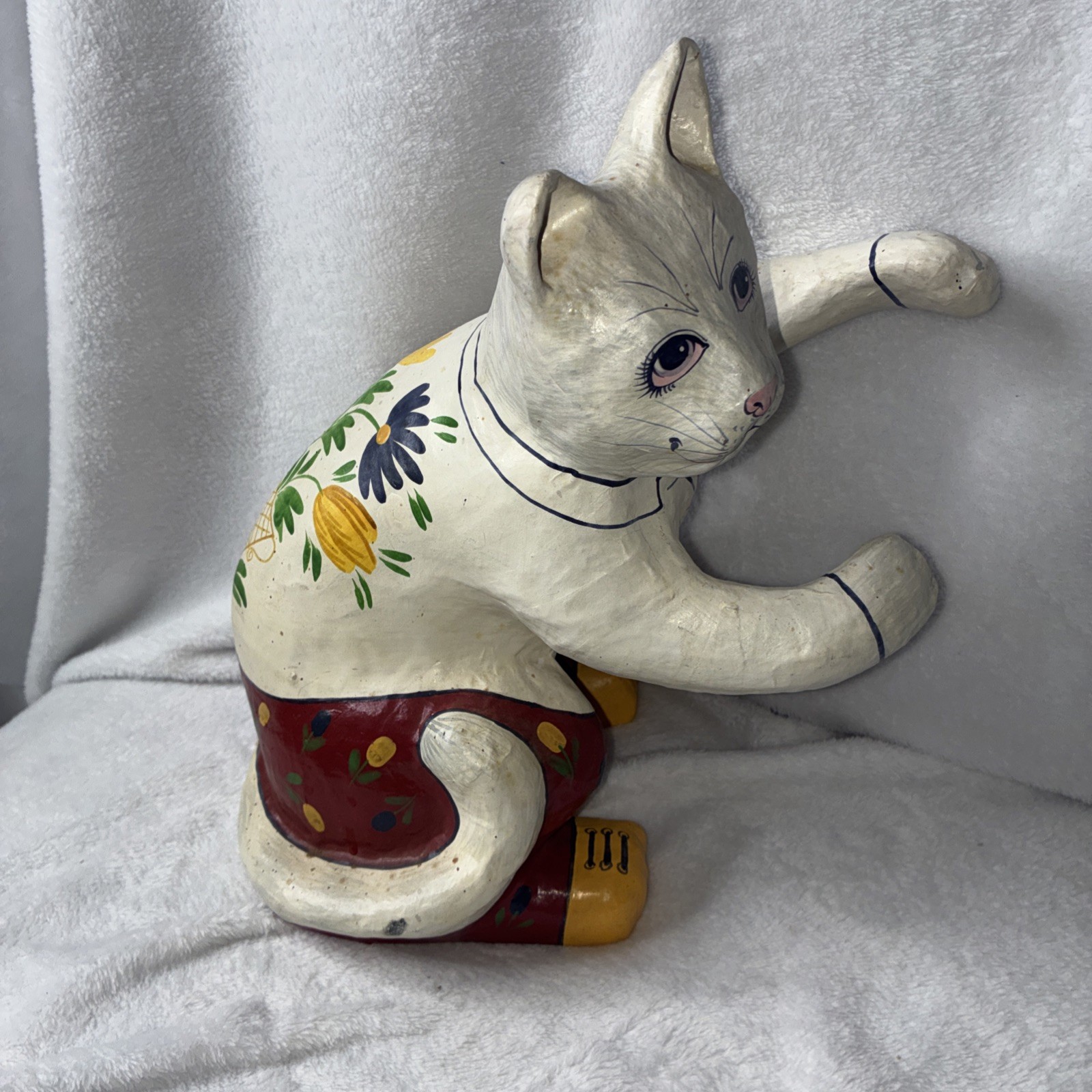 Vintage Avignon Strata Group Papier Mache Cat Hand Painted Thailand Folk Art
