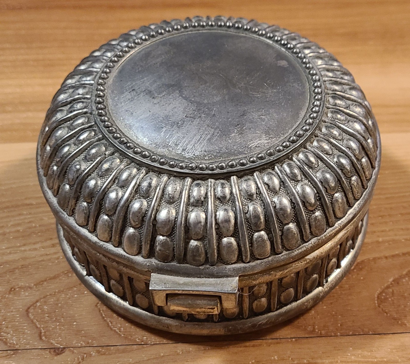 Vintage Ornate Silver Plate Jewelry Trinket Box Hinged Bue Velvet Lined