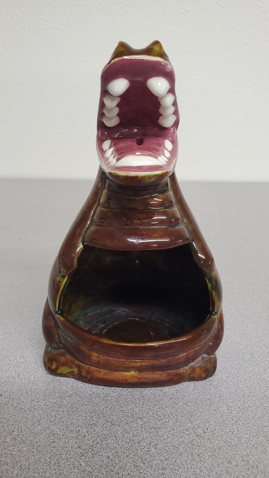 VTG Handmade 1974 Cool Ceramic Alligator/Dragon Ashtray
