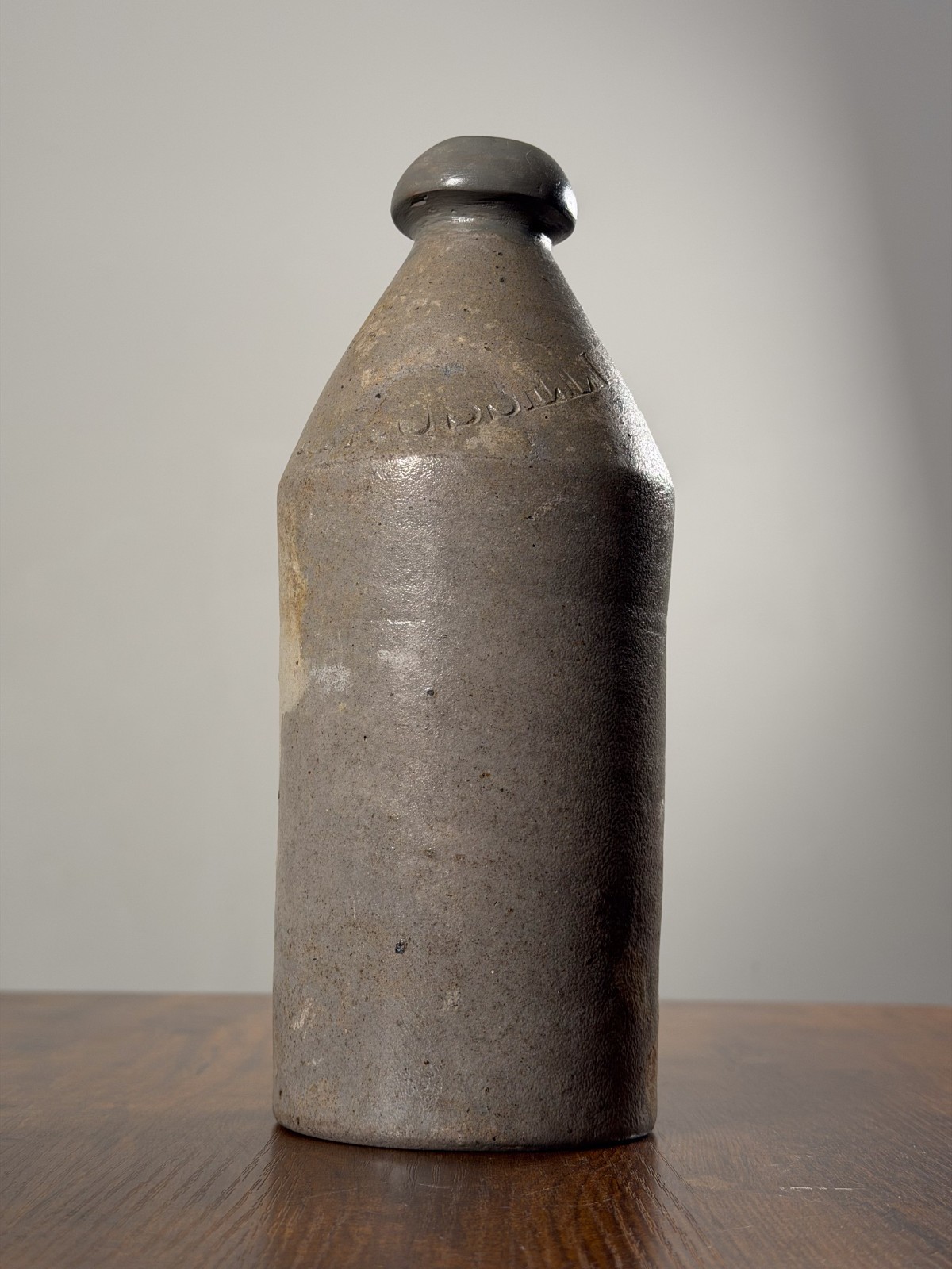 ANTIQUE W.M. RUSSELL BALTIMORE STONEWARE BEER