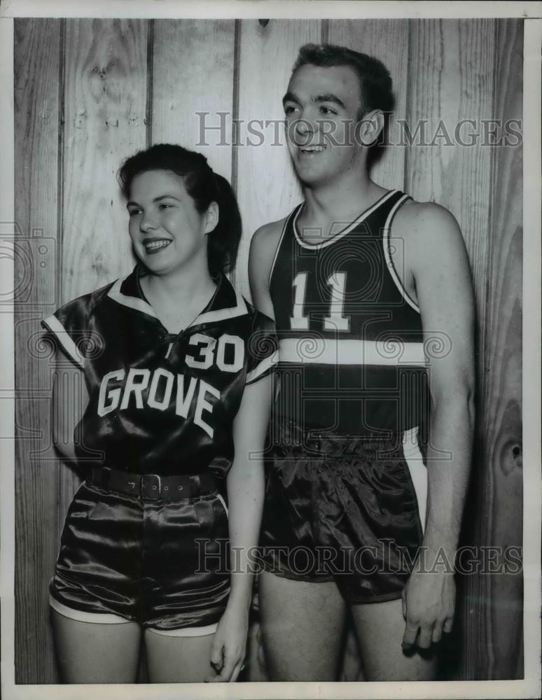 1958 Press Photo Jan & Jack Nichols Paris TN basketball at Grove High School 1958 Press Photo Jan & Jack Nichols Paris TN basketball at Grove High School