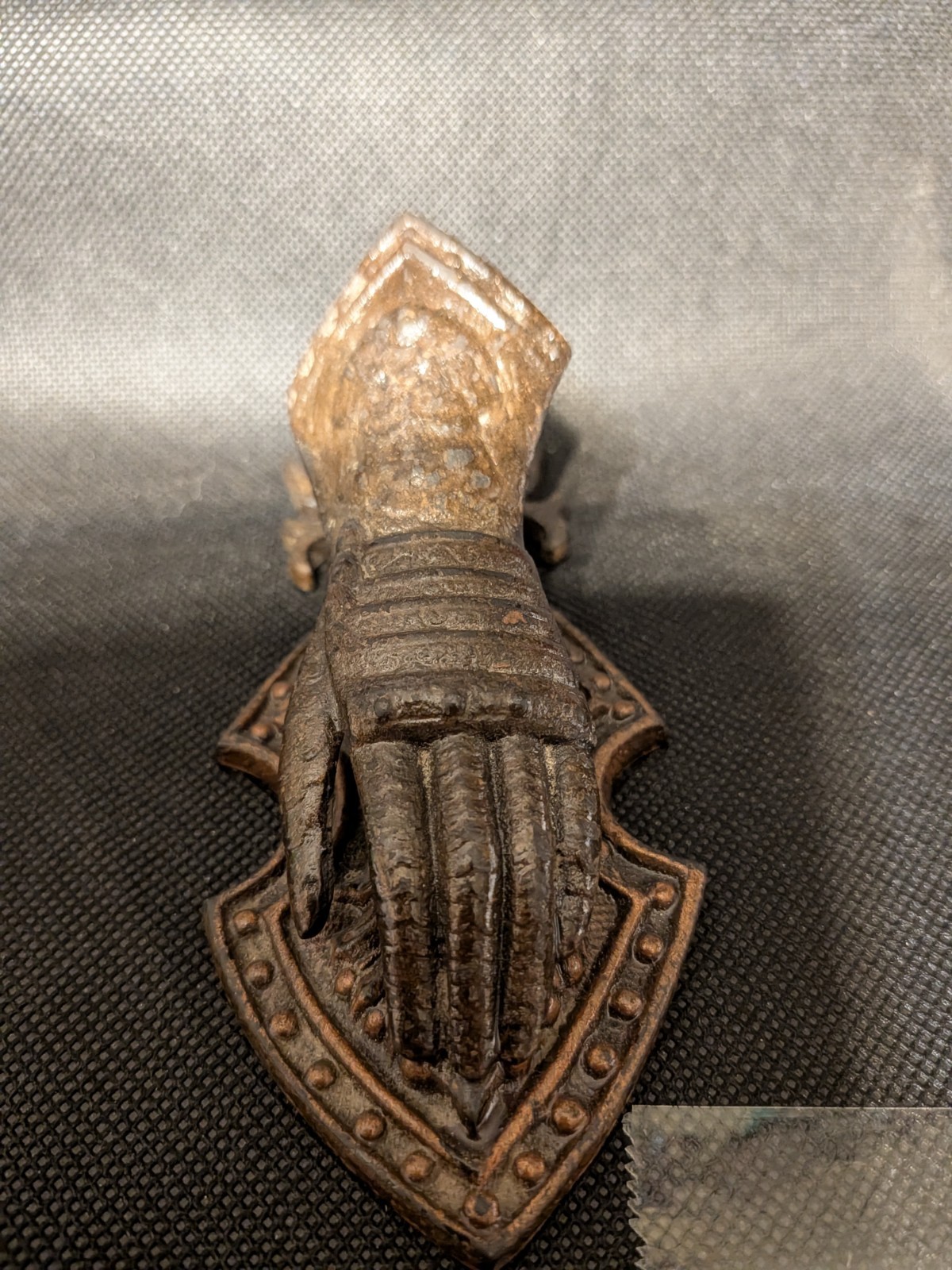 Vintage Cast Iron Letter Receipt Clip Medieval Knight Gauntlet Hand Victorian