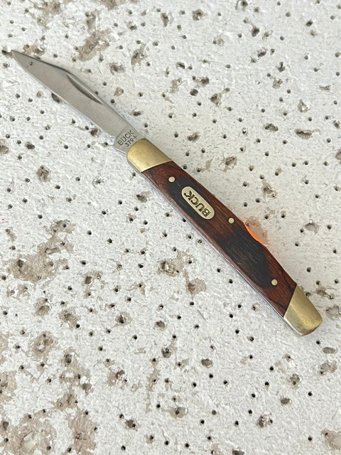 Buck 379 Single Blade Wood Handle Folding Pocket knife —