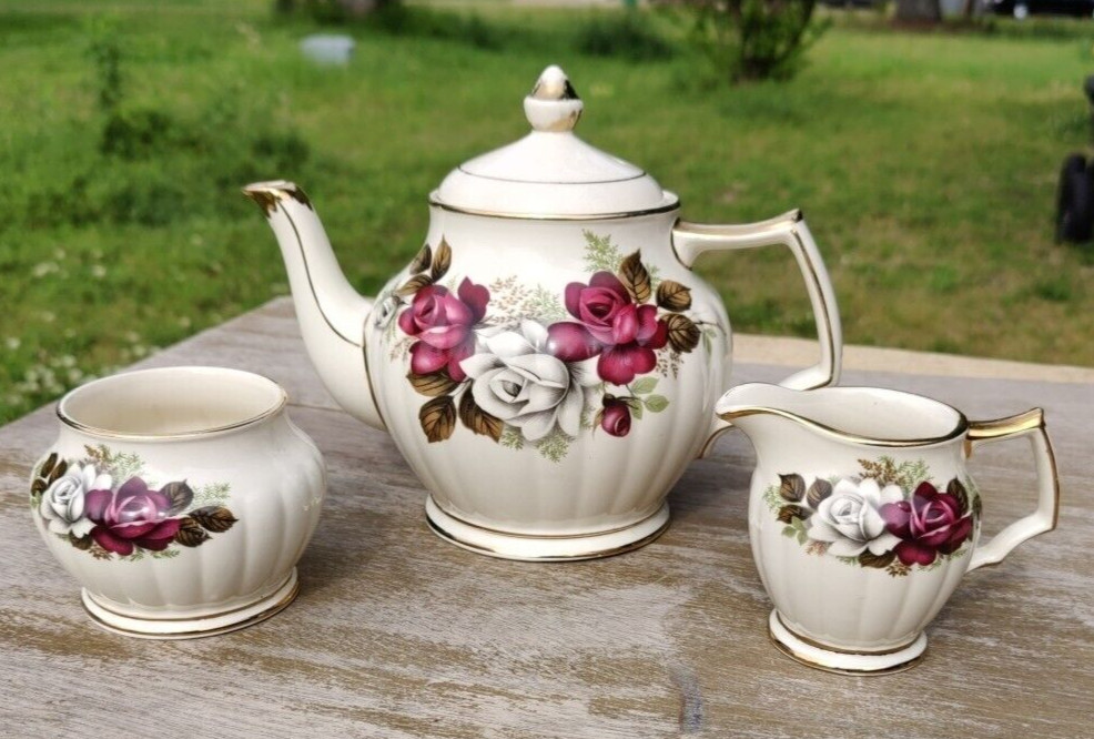 JAMES SADLER Dark Red and Whie Roses Teapot Creamer Sugar Dish Made In England