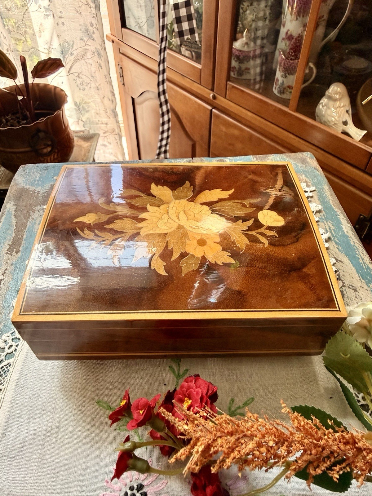 Vintage Gargiulo Jannuzzi Sorrento Italy Inlaid Wood Reuge Music Jewelry Box