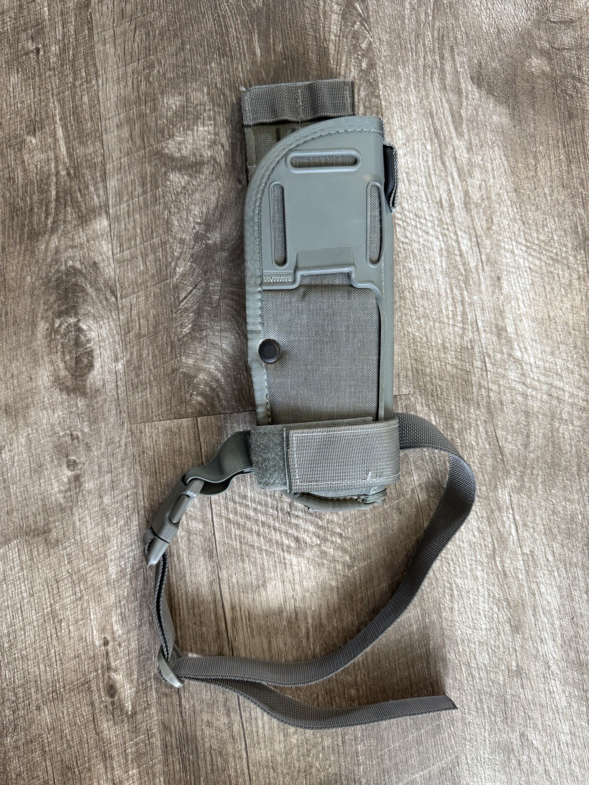 BIANCHI International #UM84/92 Universal Holster & Molle Leg Extender Green