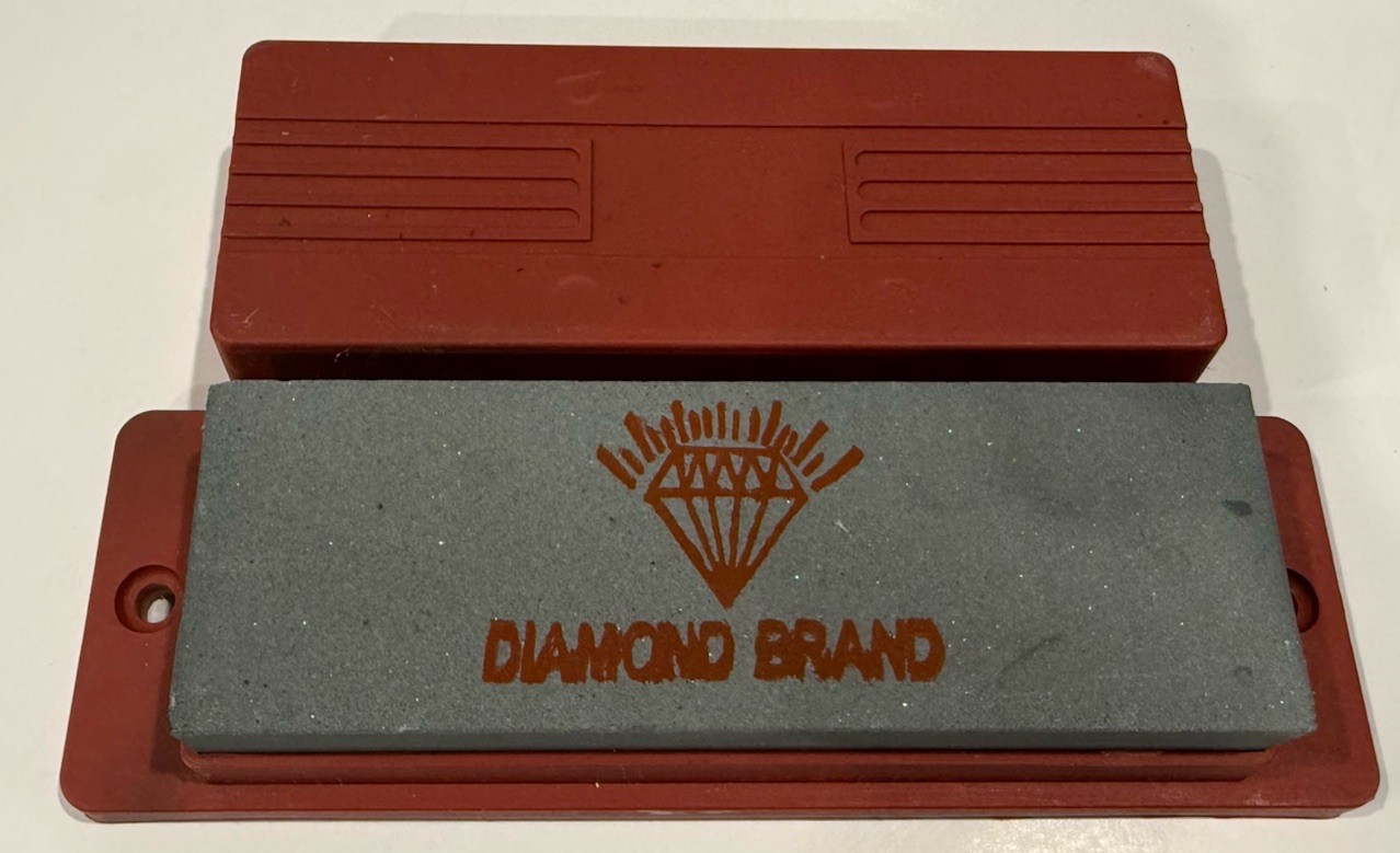 Diamond Brand Sharpening Stone Plastic Mountable Case Knife Honing Whetstone Diamond Brand Sharpening Stone Plastic Mountable Case Knife Honing Whetstone