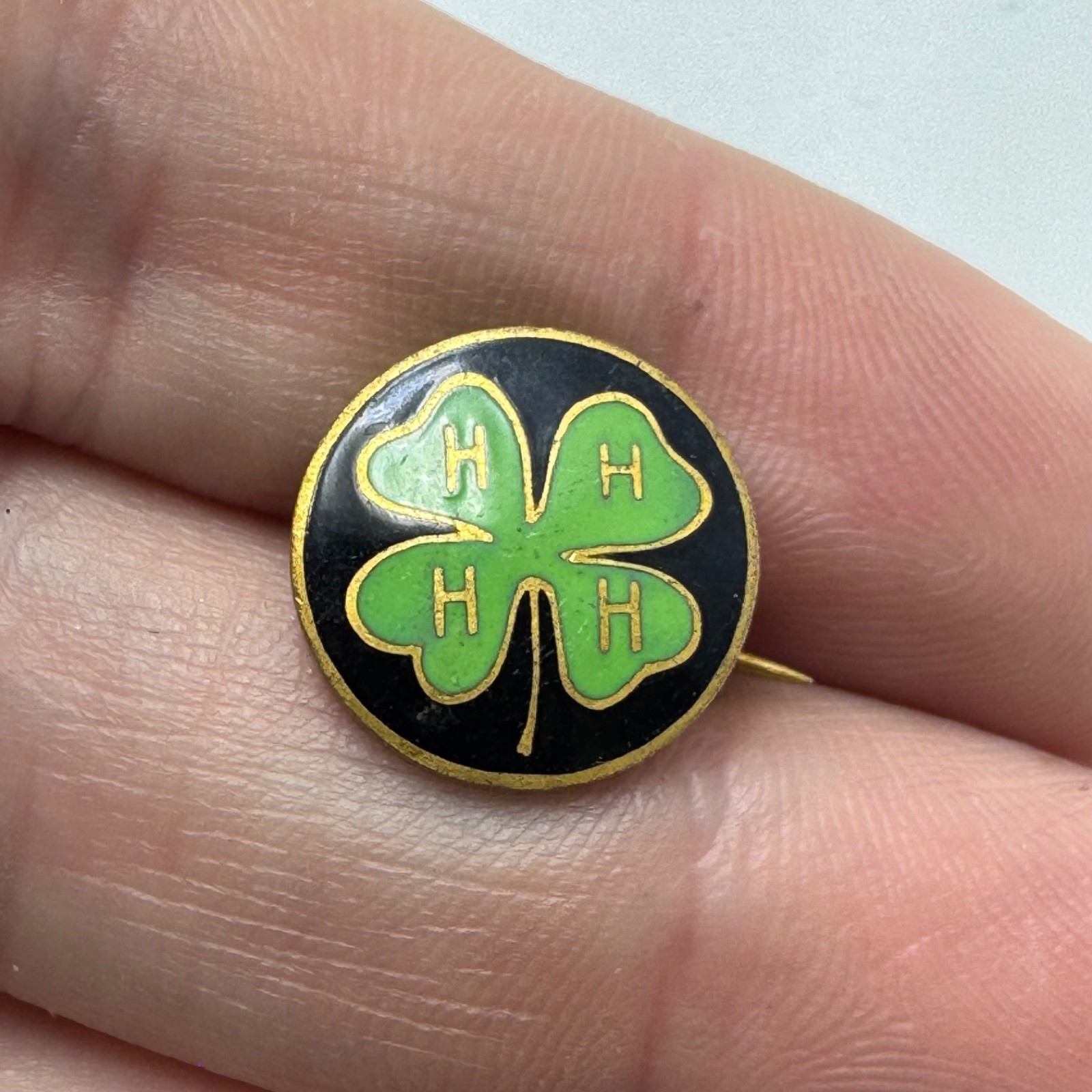 Vintage 4-H Clover Black Enamel Lapel Pin Youth Agriculture Organization C-Clasp