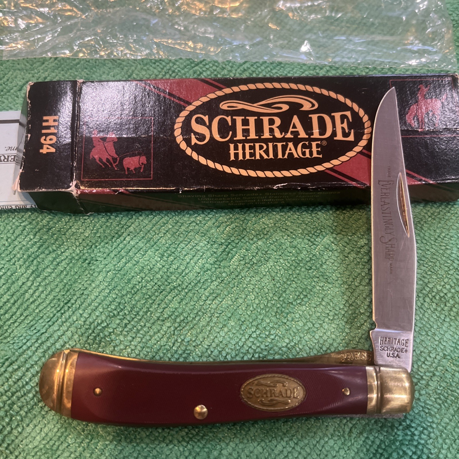 RARE Vintage Schrade Heritage Series Trapper H194. BNIB.
