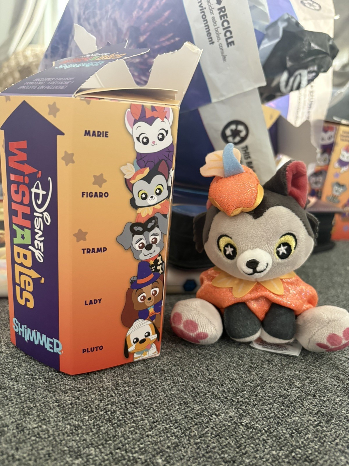 2026 Disney Parks Halloween Pets Shimmer Wishables Figaro Cat Pumpkin Plush