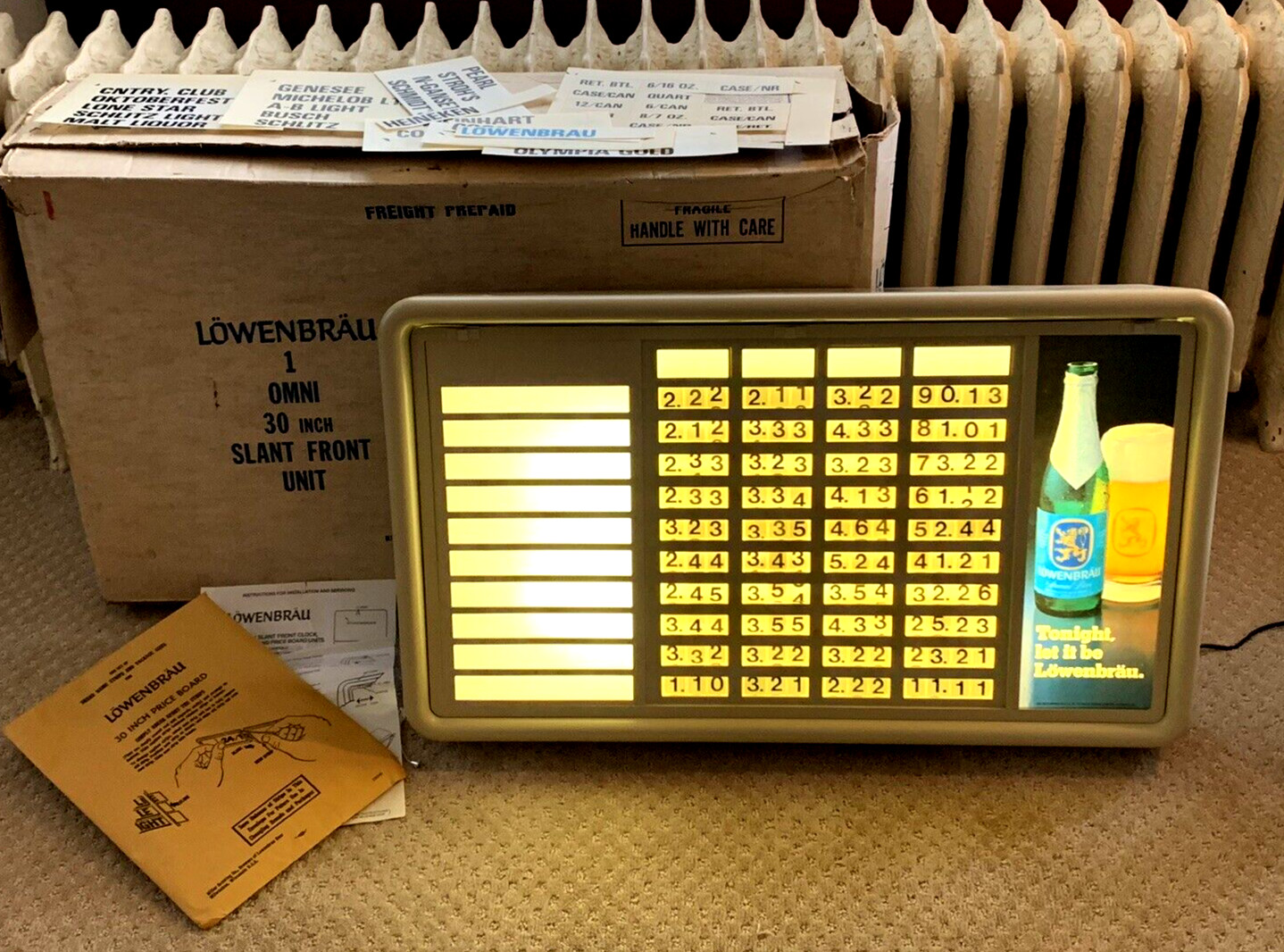 VINTAGE LIQUER STORE LOWENBRAU 30\ VINTAGE LIQUER STORE LOWENBRAU 30\