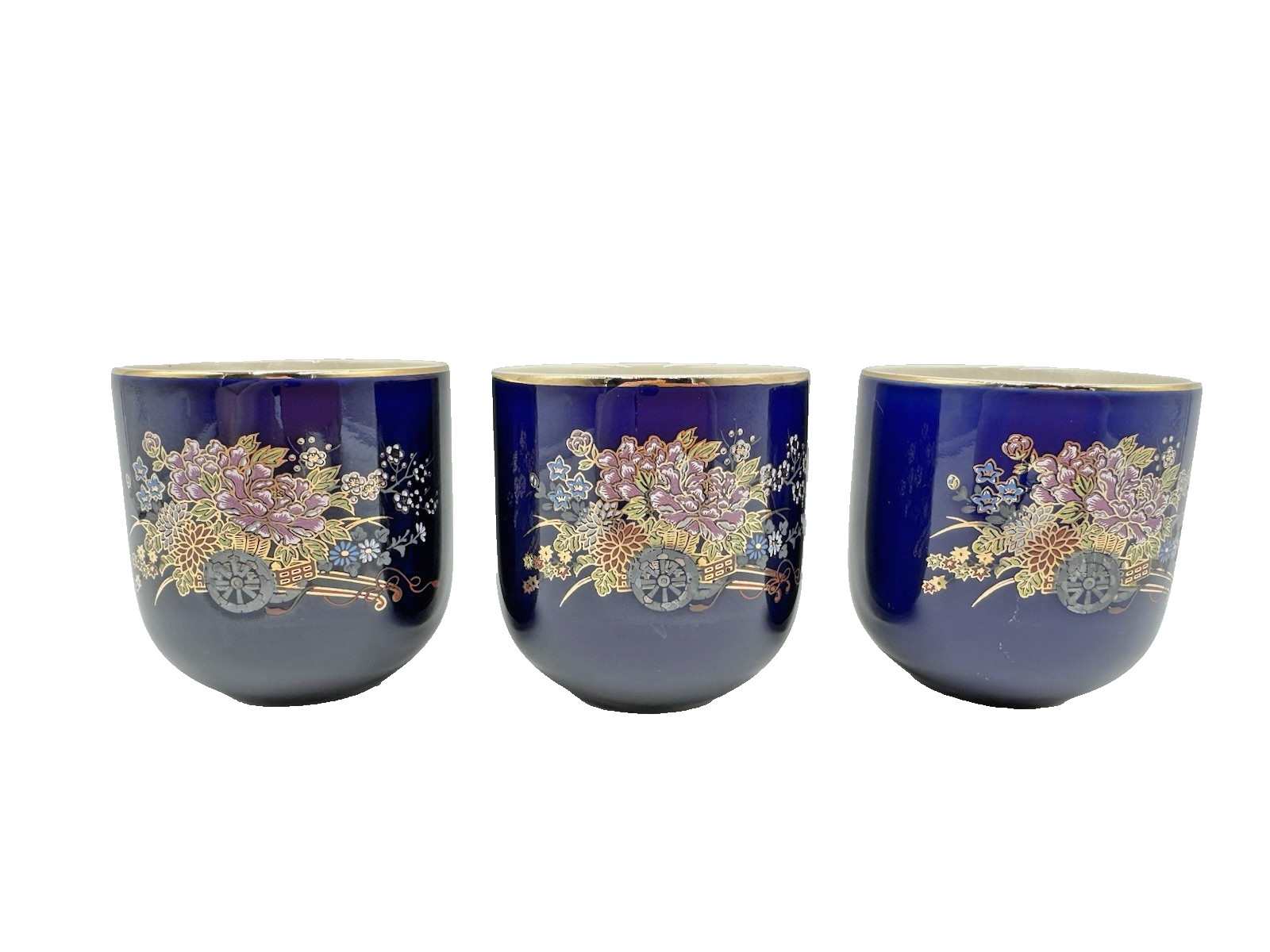 Vtg Japanese Kutani Cobalt Blue Flower Cart Gold Trim Sake Tea Cup - Set of 3 Vtg Japanese Kutani Cobalt Blue Flower Cart Gold Trim Sake Tea Cup - Set of 3