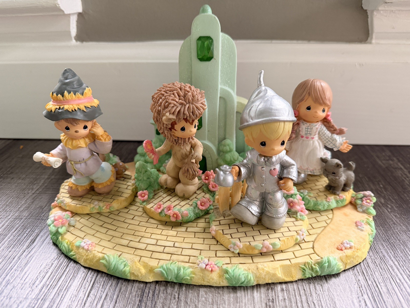 Vintage Enesco Wizard of Oz Precious Moment Set from 2003 Vintage Enesco Wizard of Oz Precious Moment Set from 2003