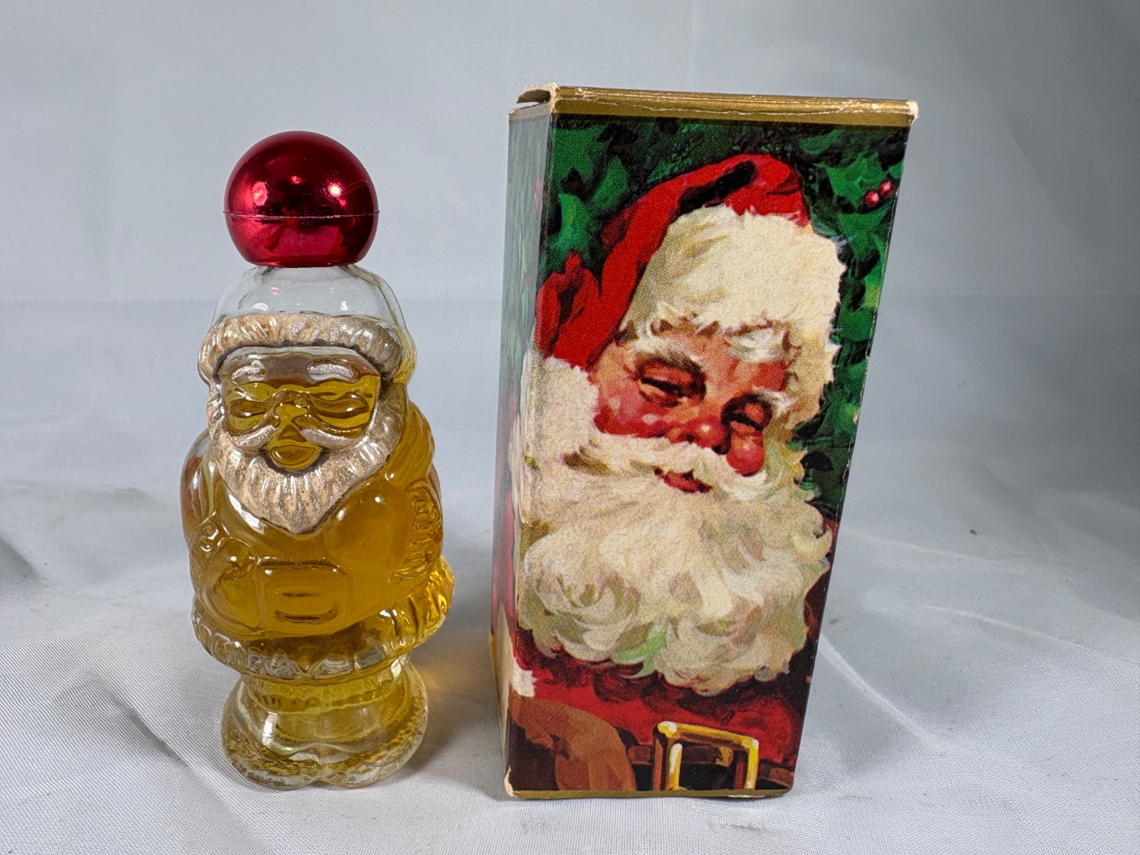 Vintage Avon Christmas JOLLY SANTA Here's My Heart Perfume Bottle 1 Oz Box