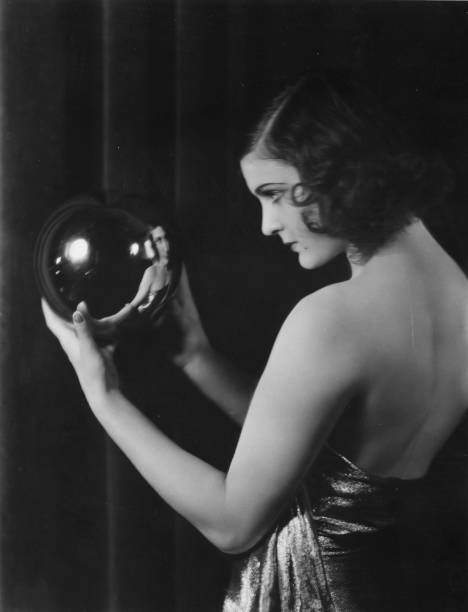 Marika Rokk Looking Into A Crystal Ball 1930 Old Photo