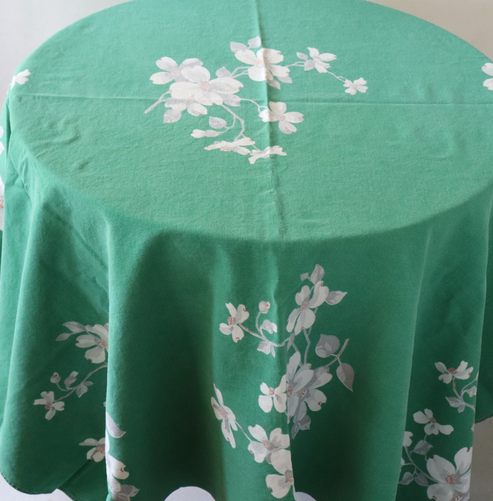 Vtg 1950's Rect Wilendur Kitchen Print Tablecloth, Green Dogwood Floral 52x46