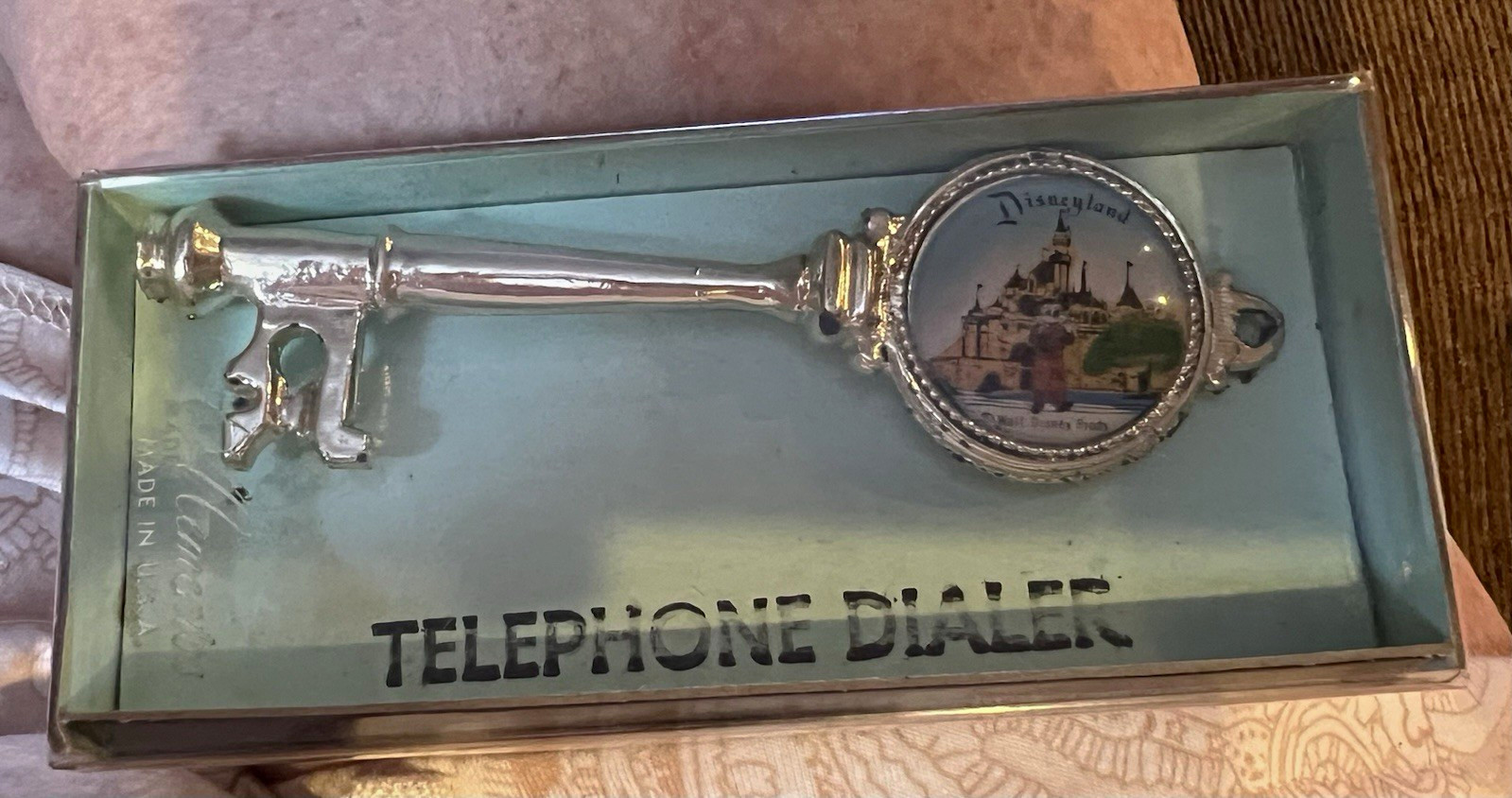 VTG 1950/60’s Disneyland Key Rotary Telephone Dialer Souvenir in Original box 