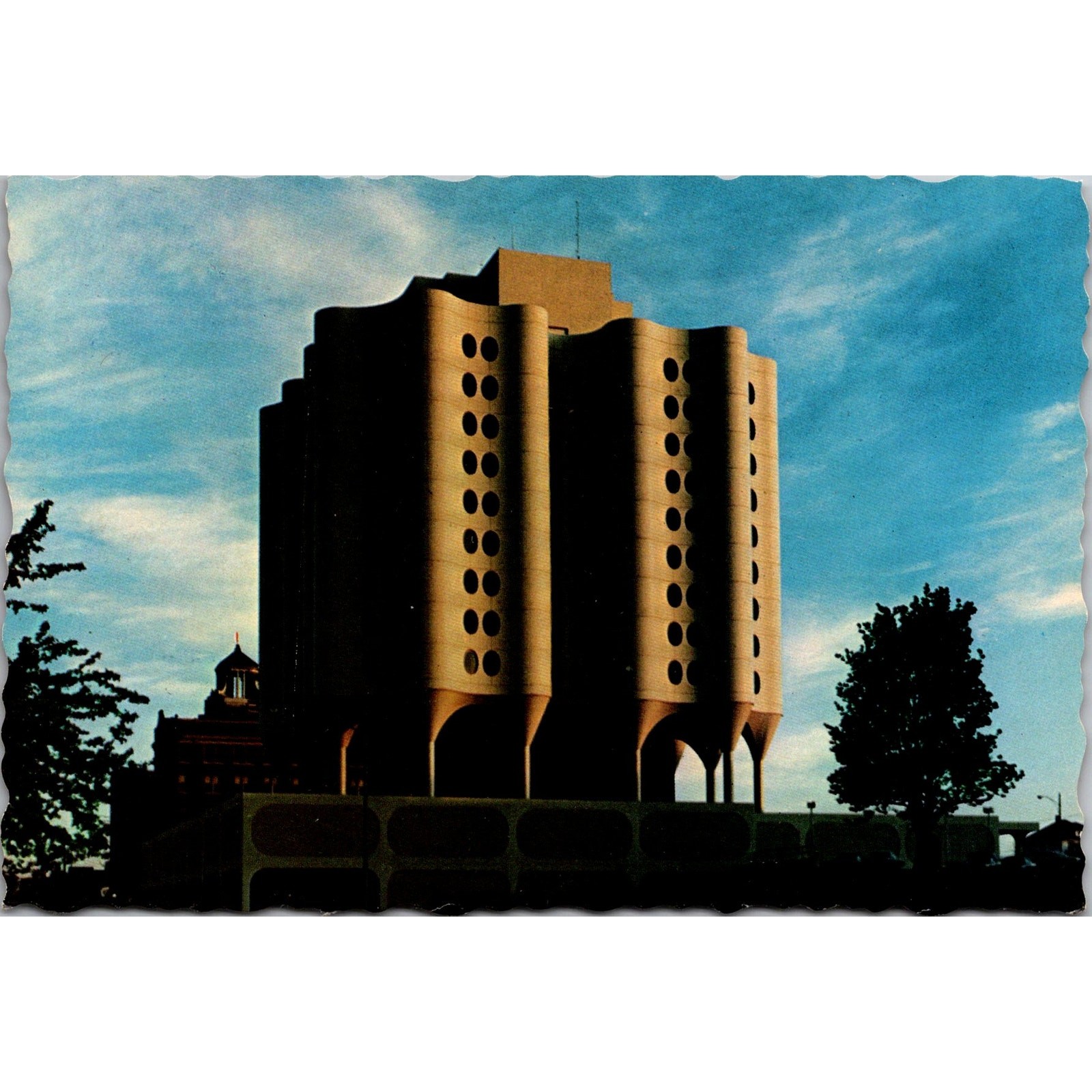 Tacoma's Ultra Modern 13 Story St. Joseph Hospital Vintage Postcard SPP25