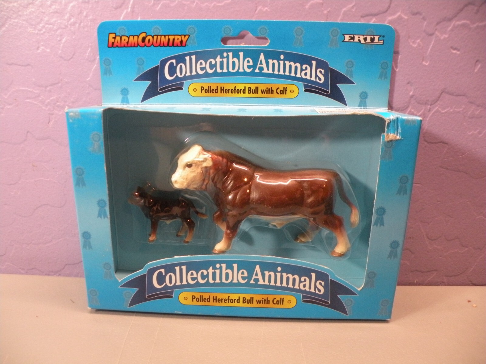 Ertl Farm Country Polled Hereford Bull w Calf Collectible Farm Animals NIB 1995