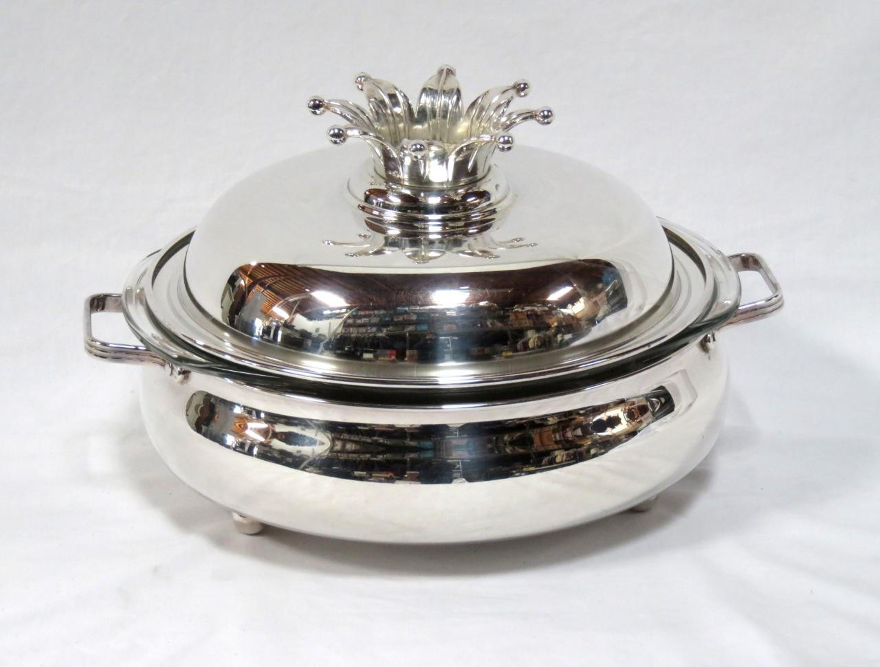 English Silver Mfg. Co. Silverplate Covered Serving Bowl Dish w/ Pyrex Insert