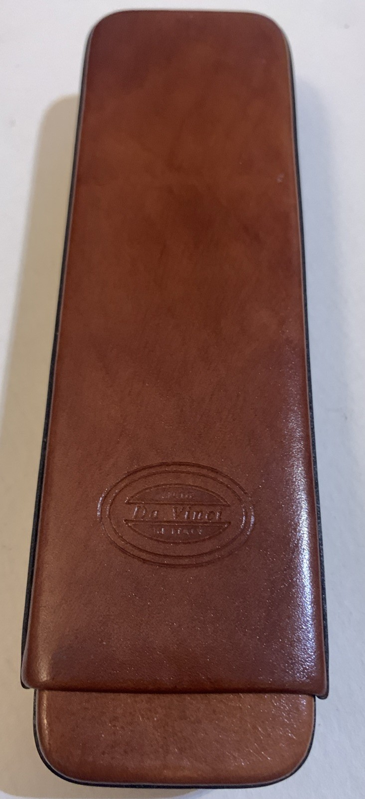 DaVinci Italian Leather Adjustable Cigar Case 2-Piece Slide-Style DaVinci Italian Leather Adjustable Cigar Case 2-Piece Slide-Style