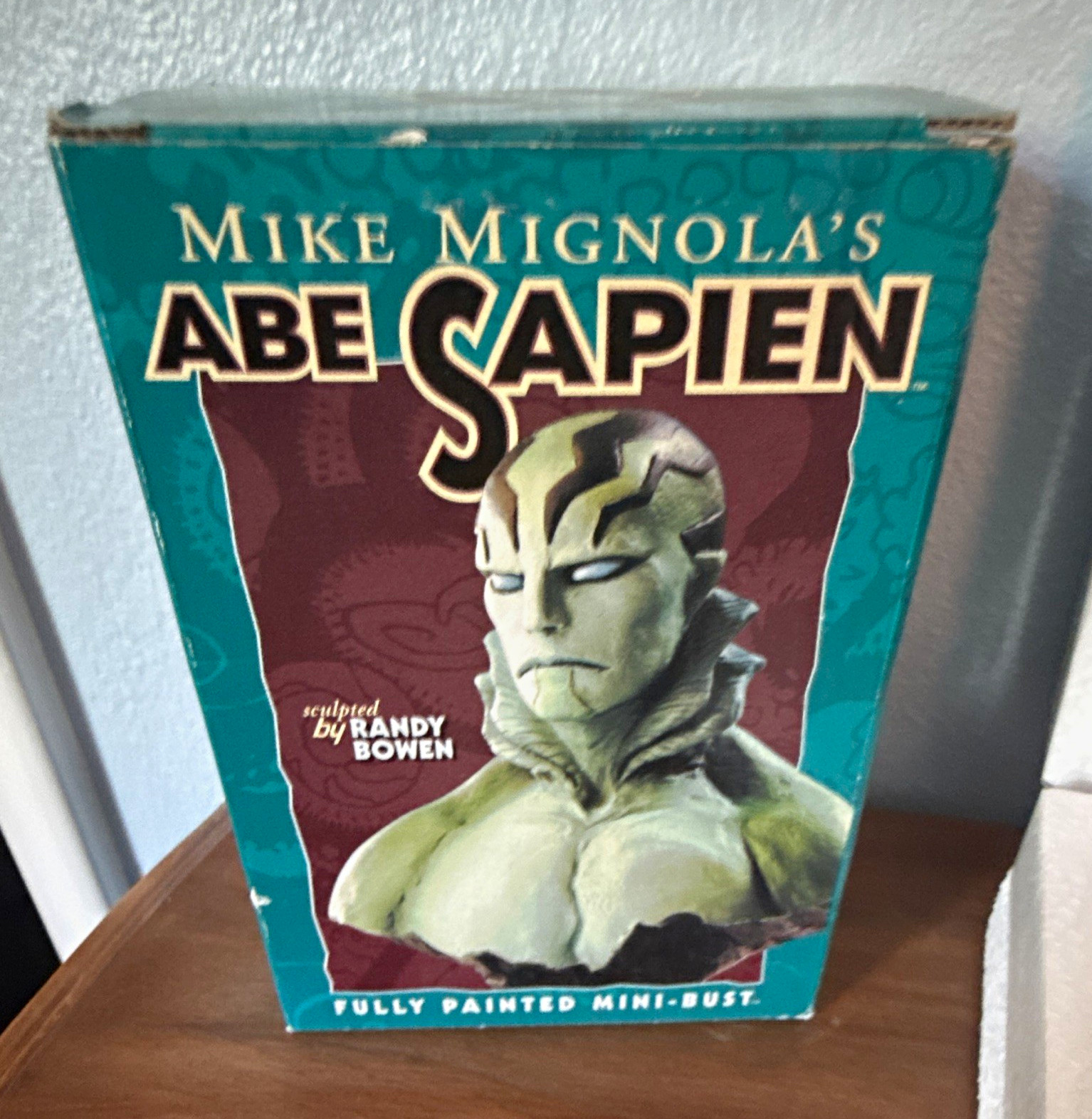 Bowen Designs Abe Sapien Hellboy Resin Mini-Bust 1:8 Fully Painted Green