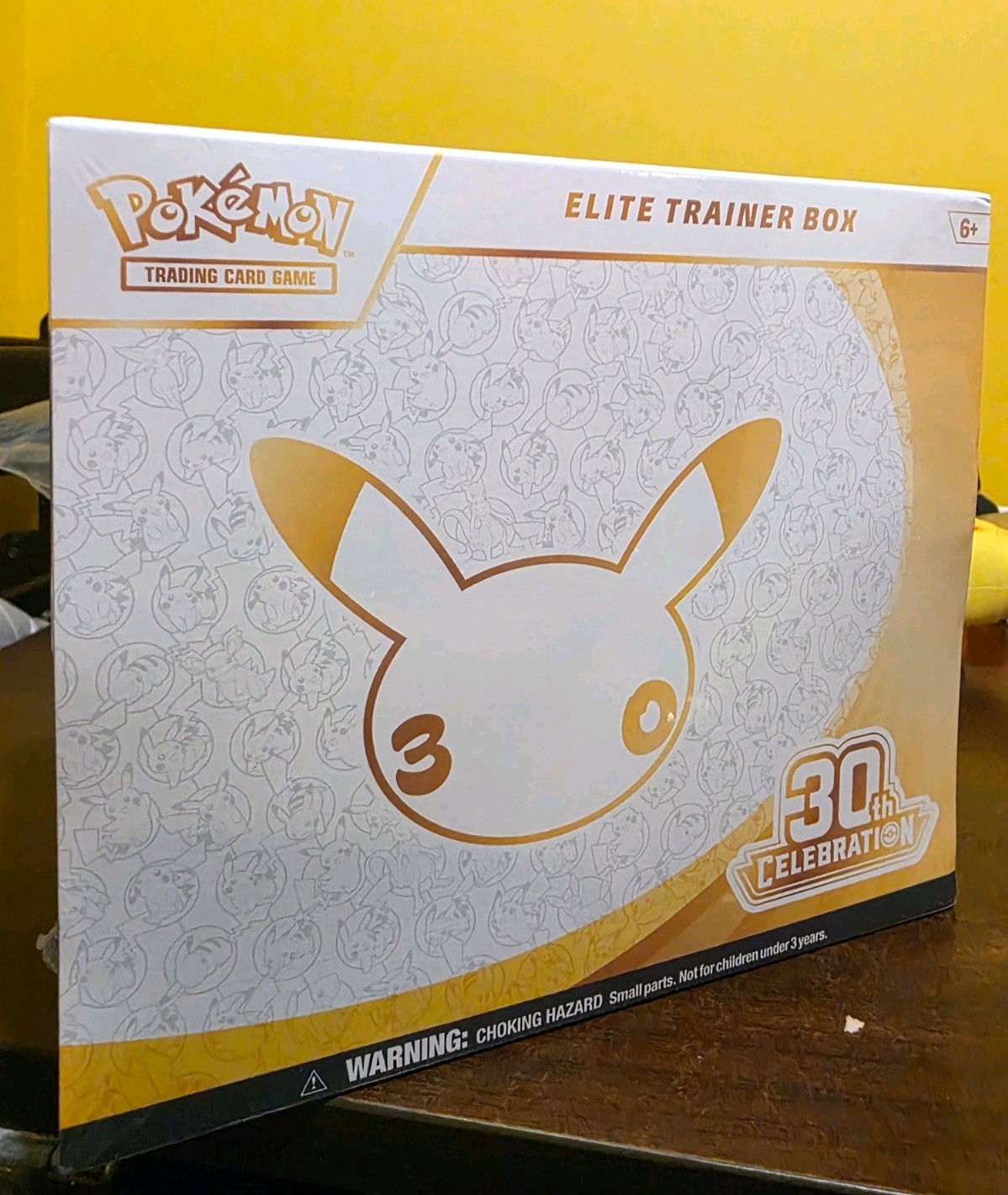 Pokemon TCG 30th Anniversary Celebration ETB 9 packs New & Sealed rips on bottom