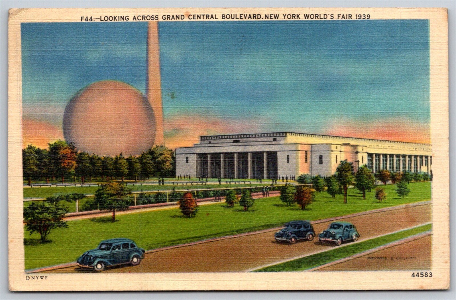 NY Worlds Fair 1939 Linen Postcard Looking Across Grand Central Boulevard