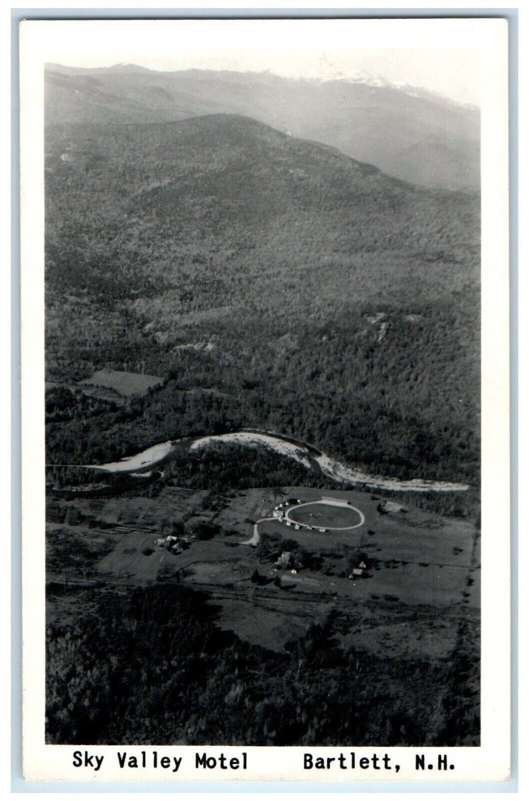 c1950\'s Aerial View Of Sky Valley Motel Bartlett NH RPPC Photo Postcard